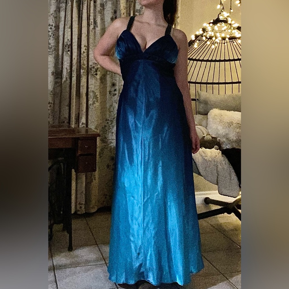 Jolie Deep Teal Satin V-Neck Prom Gown